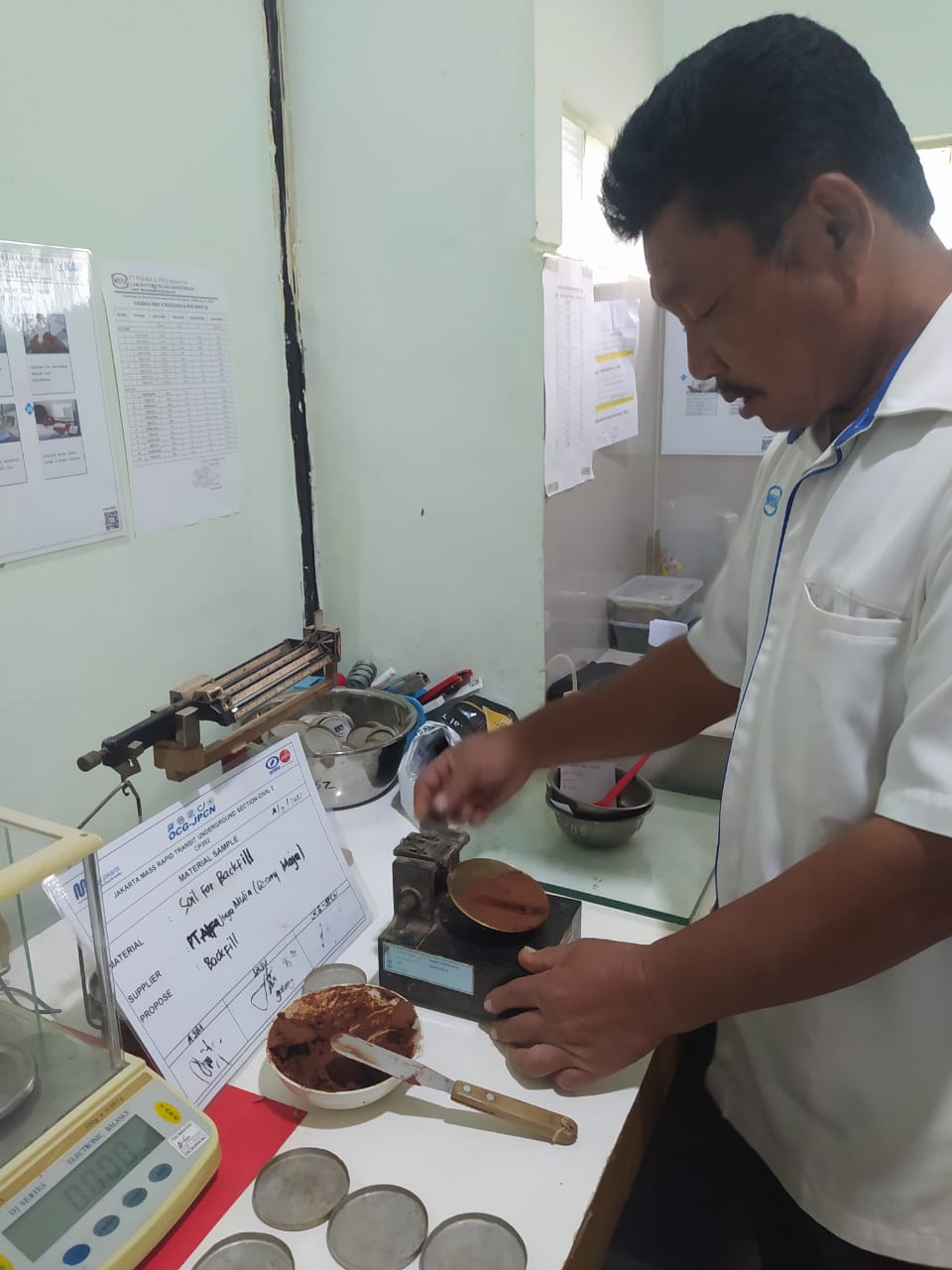 Atterberg Limit (Batas Cair Batas Plastis)