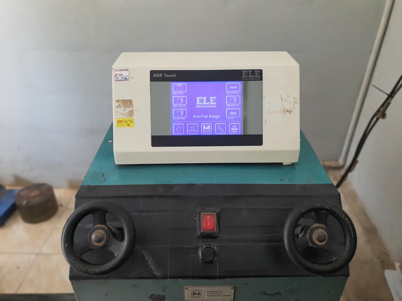 Kuat Tekan Beton Silinder